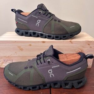 On Cloud 5 Waterproof Running Shoes - Mens 9